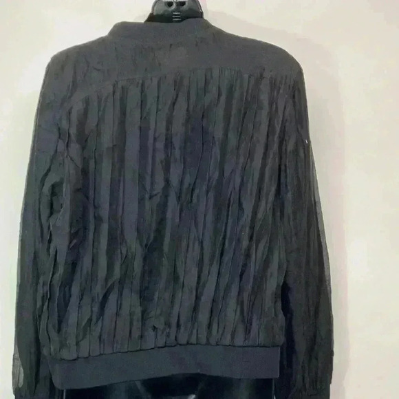Philosophy size large, black, thin jacket, good condition - Picture 6 of 9